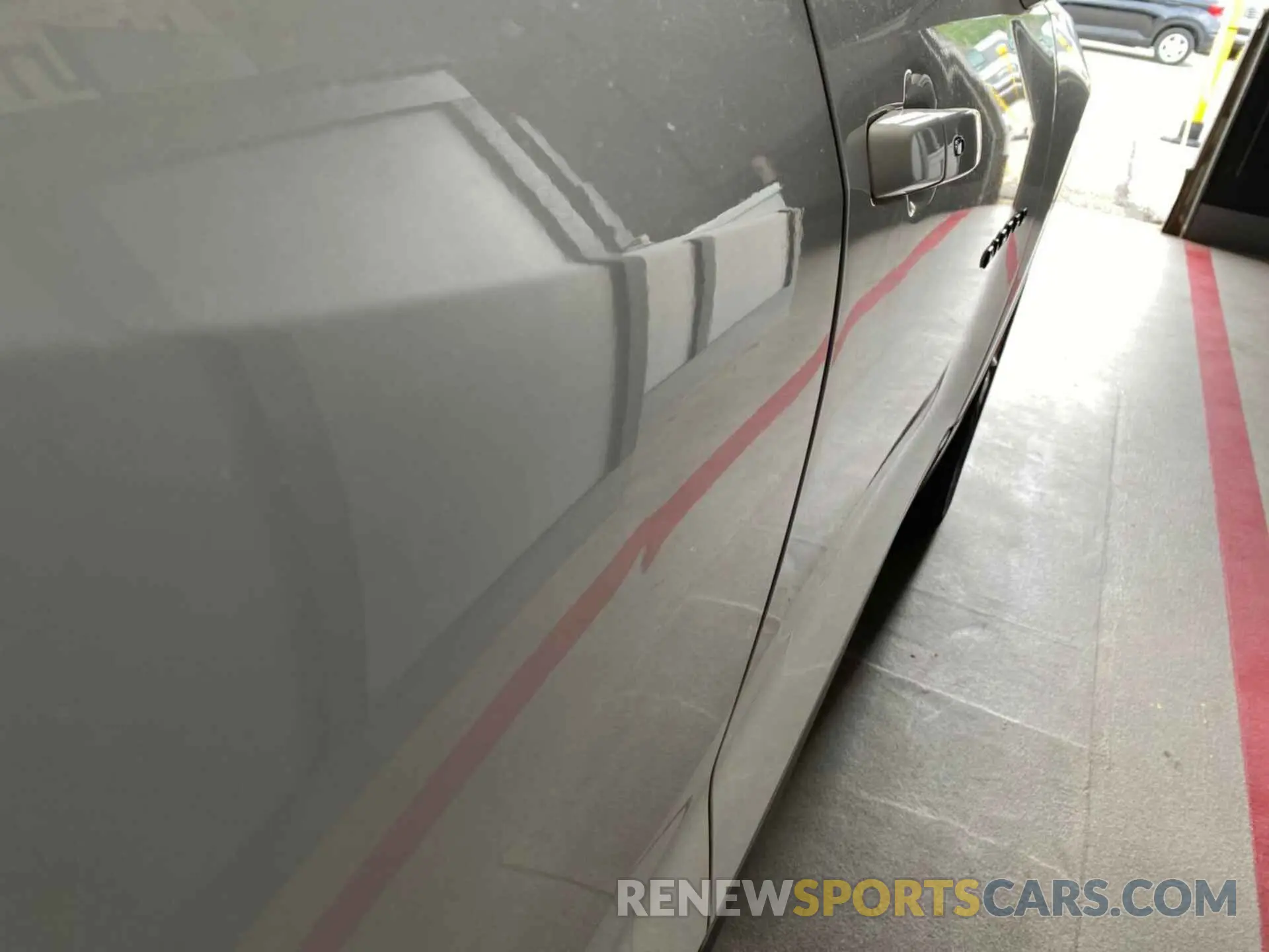 4 Photograph of a damaged car 3GNKBKRS6MS507722 CHEVROLET BLAZER 2021