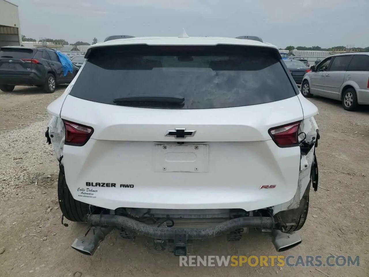 6 Photograph of a damaged car 3GNKBKRS6MS524293 CHEVROLET BLAZER 2021