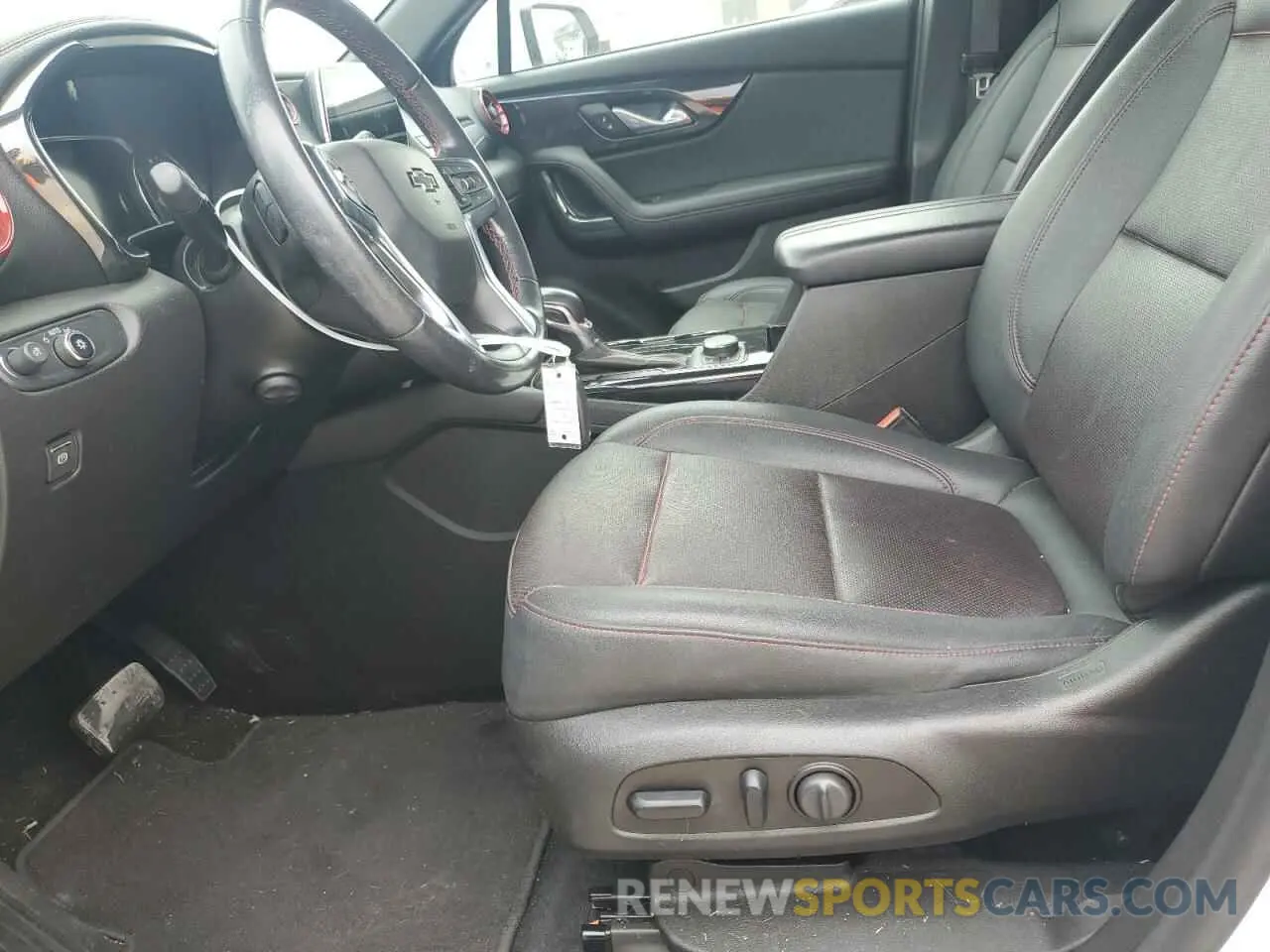 7 Photograph of a damaged car 3GNKBKRS6MS524293 CHEVROLET BLAZER 2021
