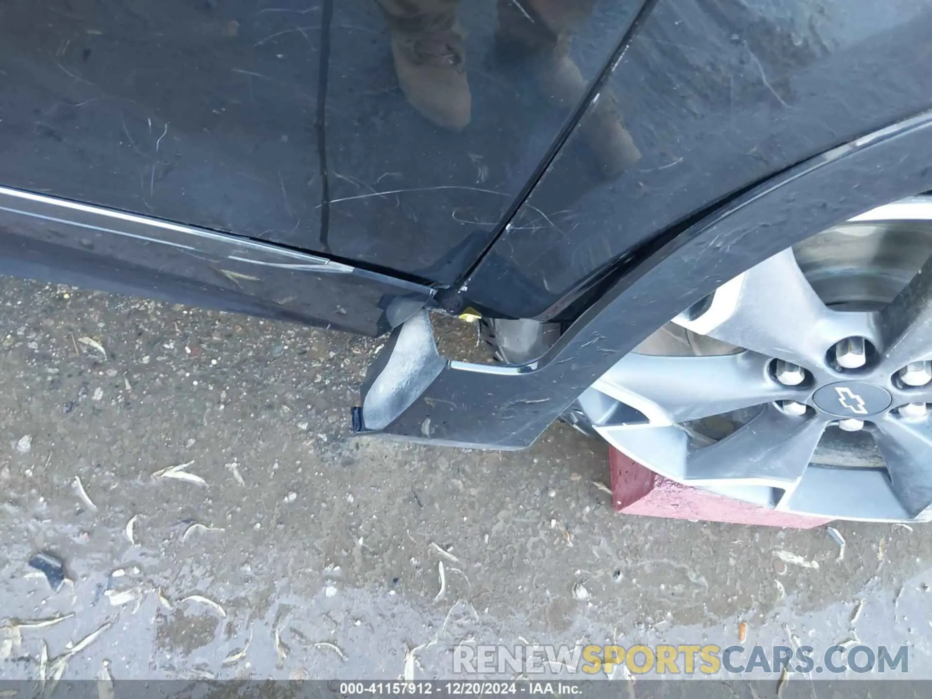 19 Photograph of a damaged car 3GNKBKRS7MS557772 CHEVROLET BLAZER 2021