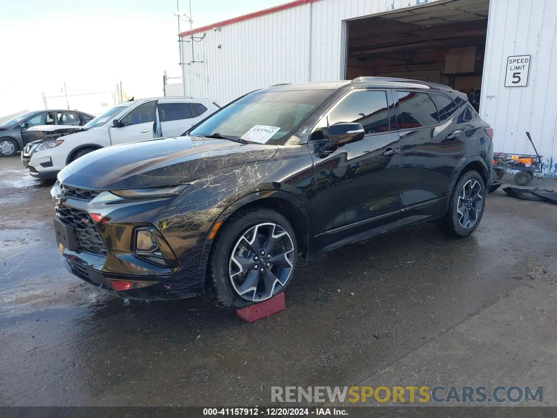 2 Photograph of a damaged car 3GNKBKRS7MS557772 CHEVROLET BLAZER 2021