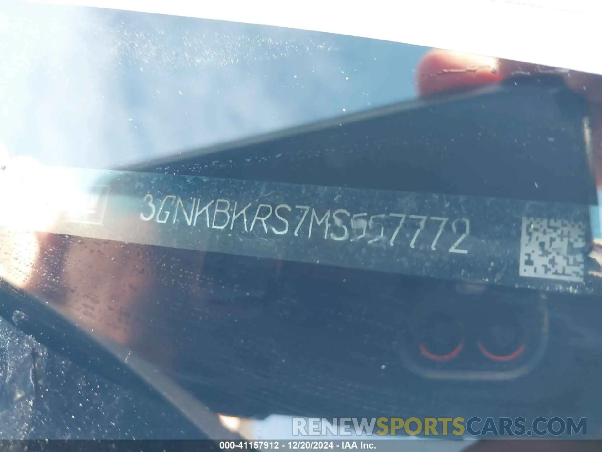 9 Photograph of a damaged car 3GNKBKRS7MS557772 CHEVROLET BLAZER 2021