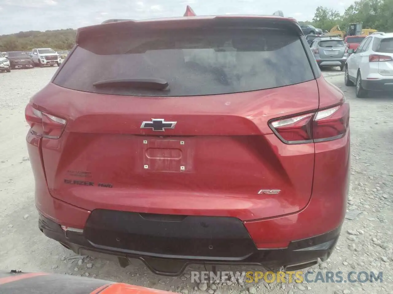 6 Photograph of a damaged car 3GNKBKRS8MS513361 CHEVROLET BLAZER 2021