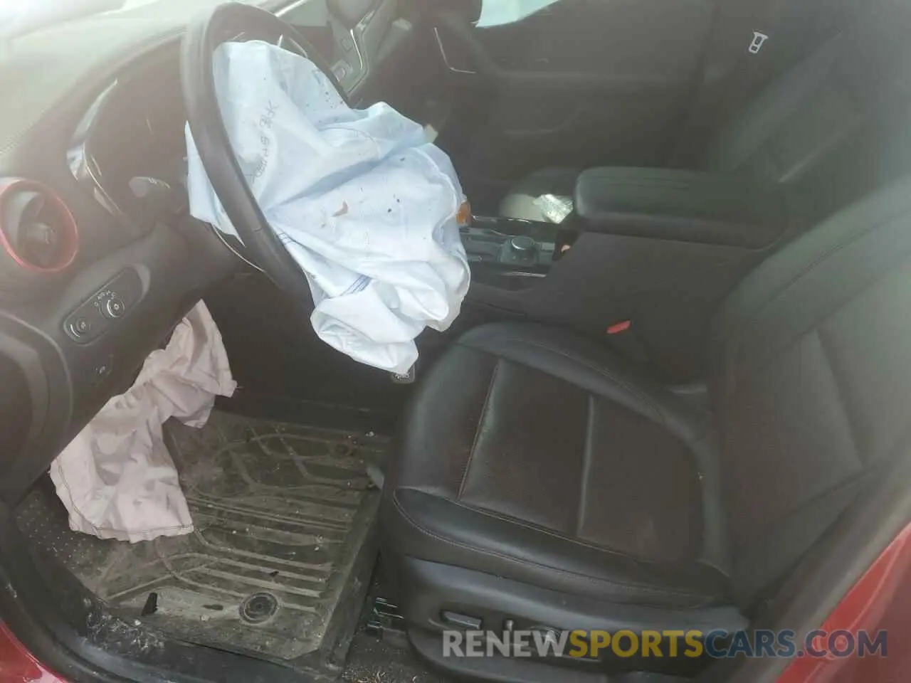 7 Photograph of a damaged car 3GNKBKRS8MS513361 CHEVROLET BLAZER 2021