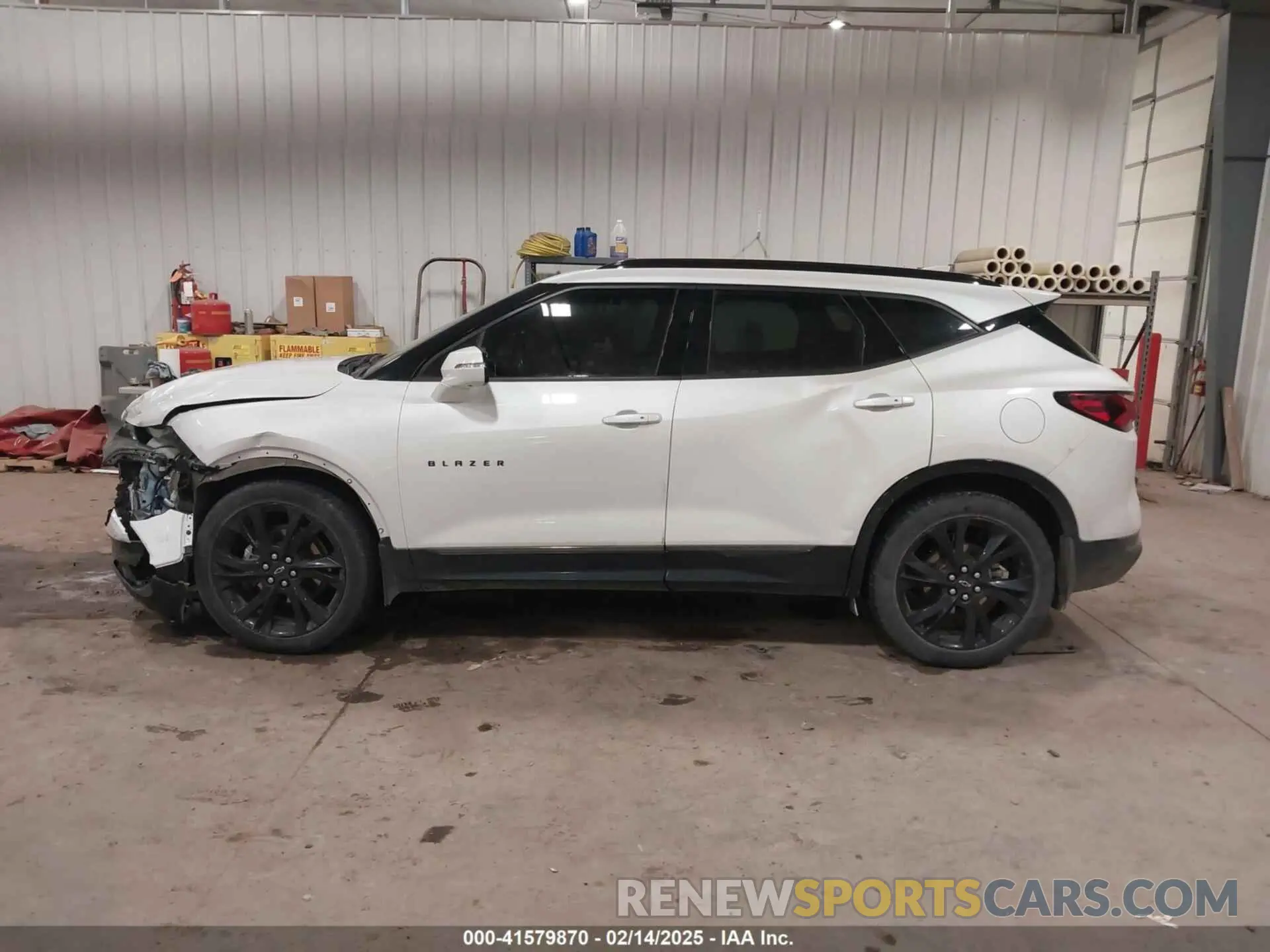 14 Photograph of a damaged car 3GNKBKRS8MS517992 CHEVROLET BLAZER 2021