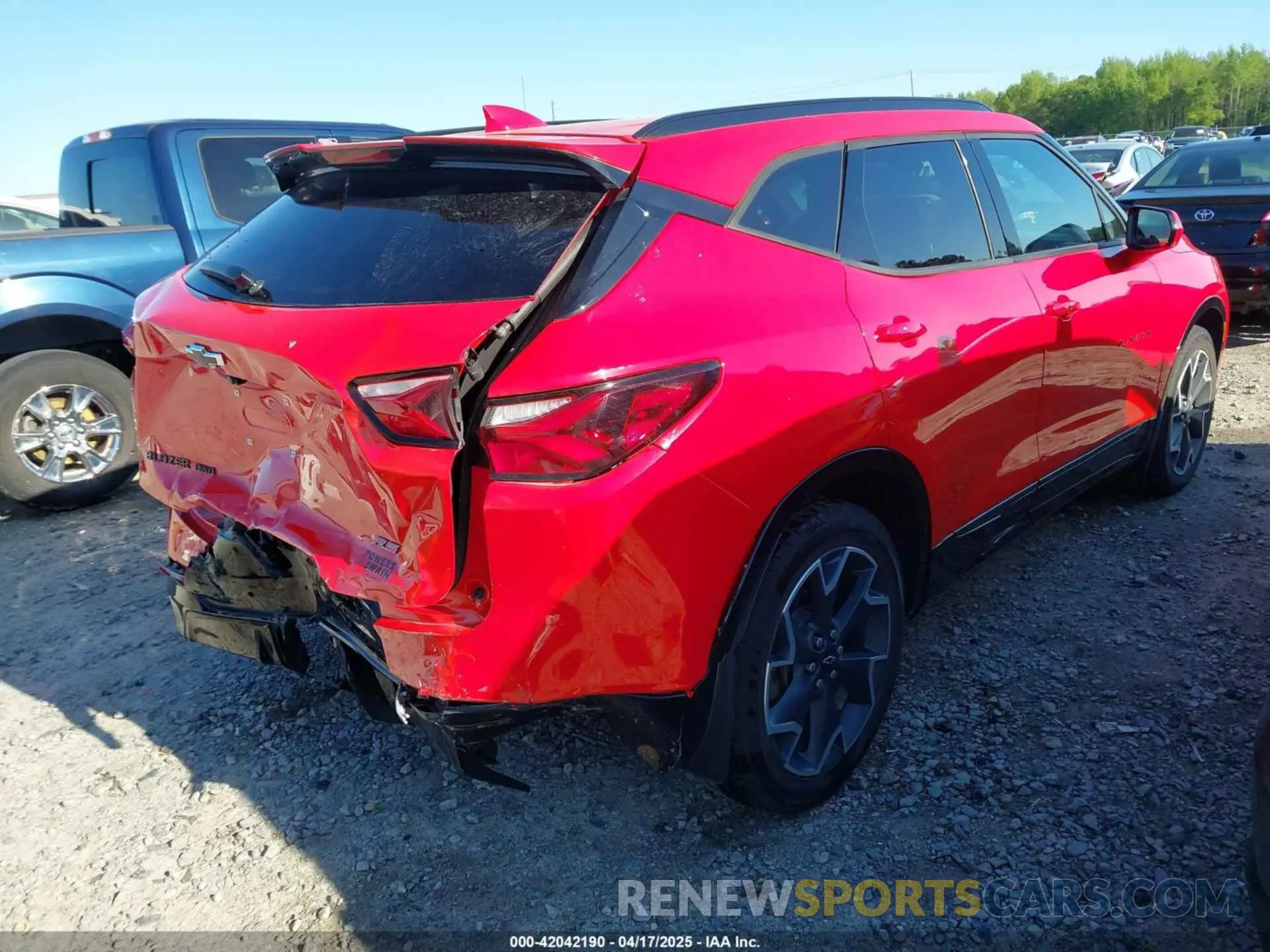4 Photograph of a damaged car 3GNKBKRSXMS532963 CHEVROLET BLAZER 2021