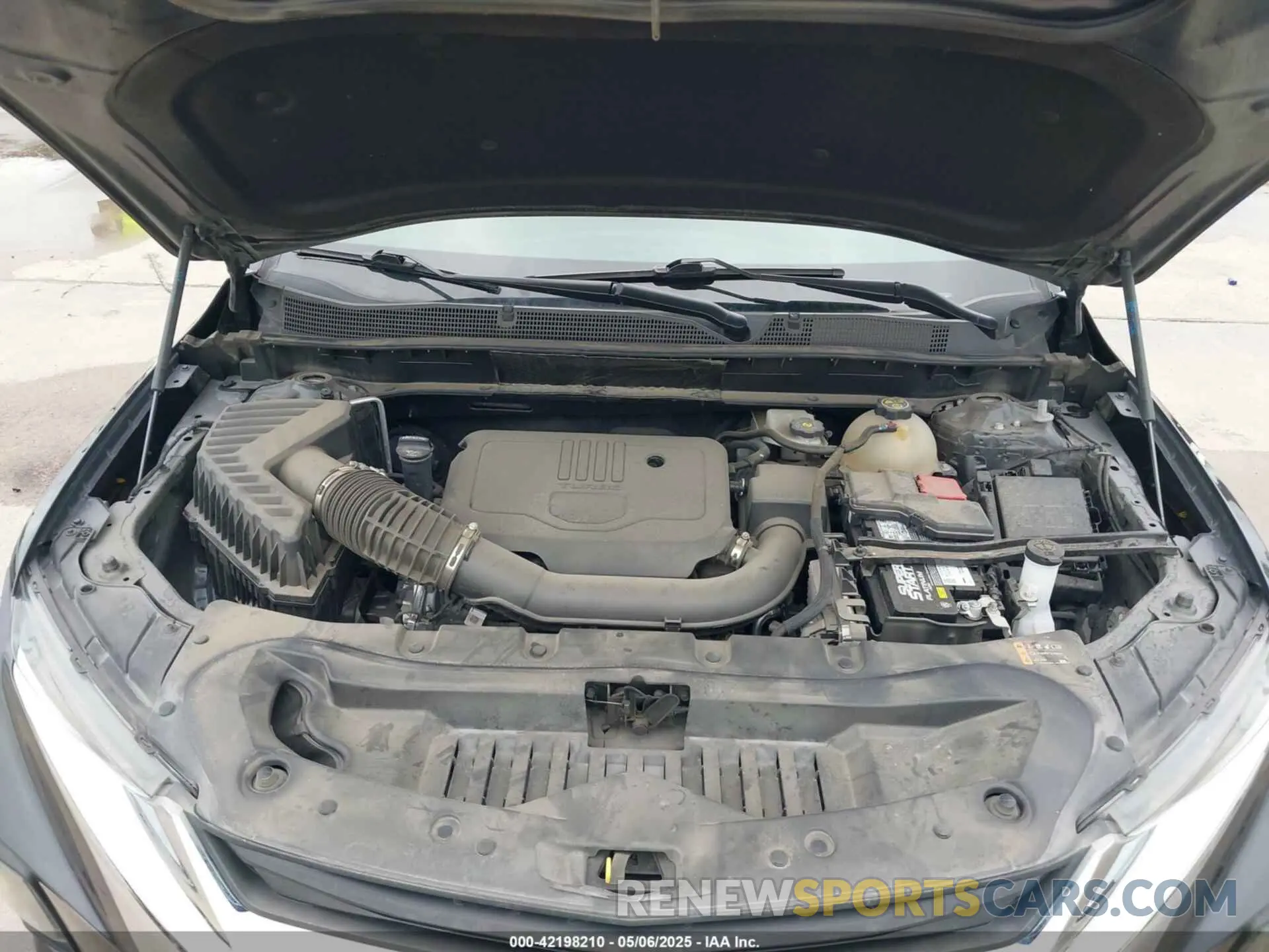 10 Photograph of a damaged car 3GNKBCR40NS212396 CHEVROLET BLAZER 2022