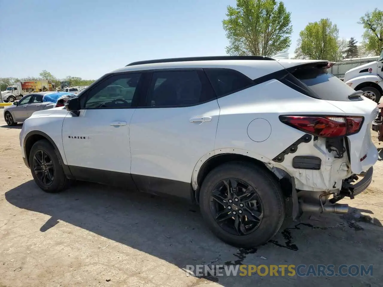 2 Photograph of a damaged car 3GNKBCR41NS188447 CHEVROLET BLAZER 2022