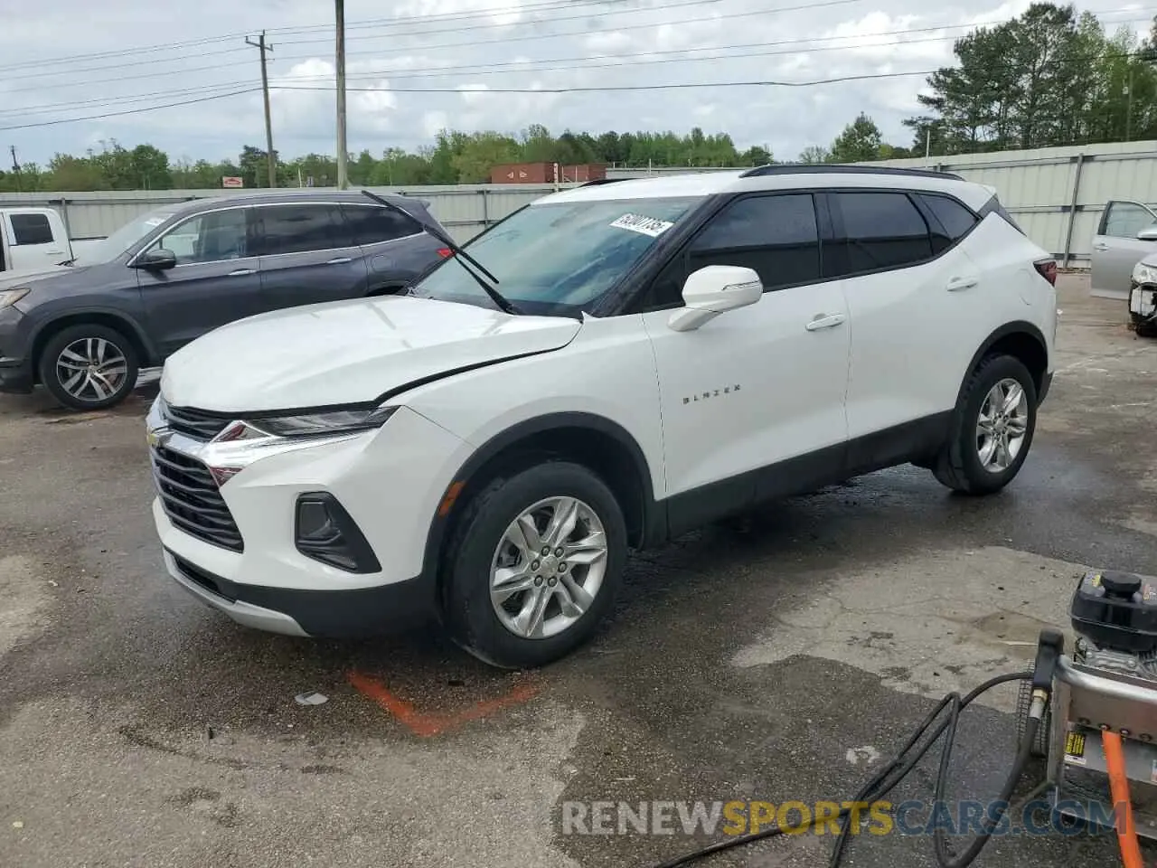 1 Photograph of a damaged car 3GNKBCR42NS125647 CHEVROLET BLAZER 2022