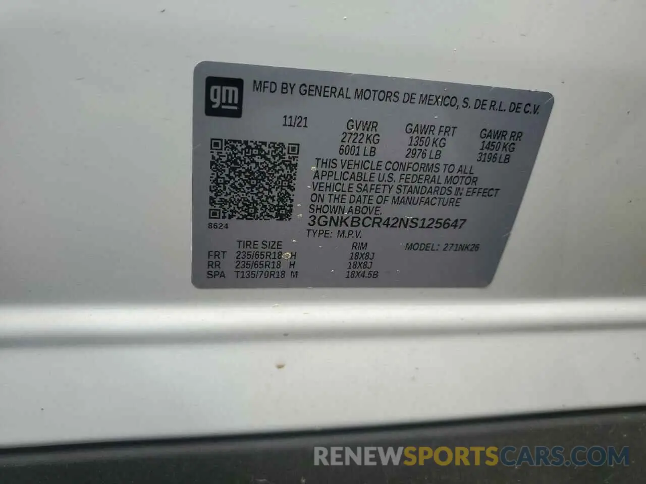 12 Photograph of a damaged car 3GNKBCR42NS125647 CHEVROLET BLAZER 2022