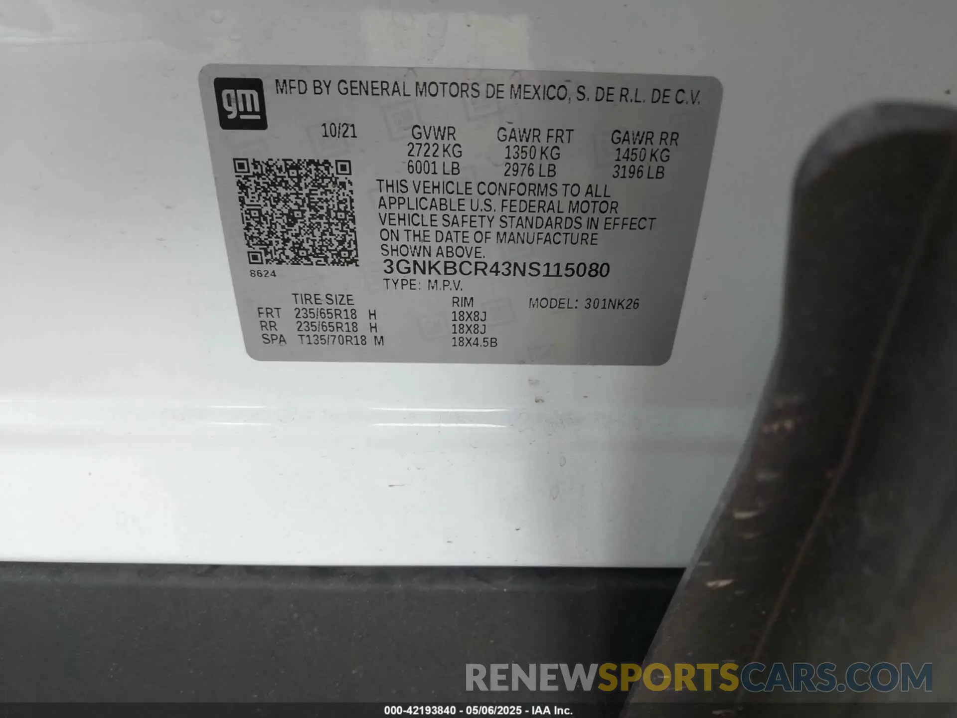 9 Photograph of a damaged car 3GNKBCR43NS115080 CHEVROLET BLAZER 2022