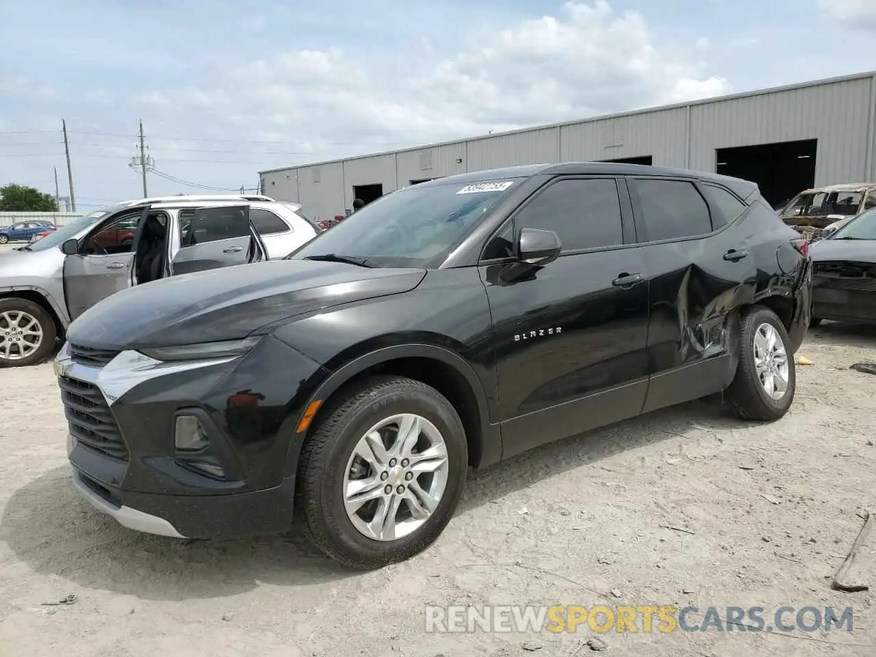 1 Photograph of a damaged car 3GNKBCR44NS200879 CHEVROLET BLAZER 2022