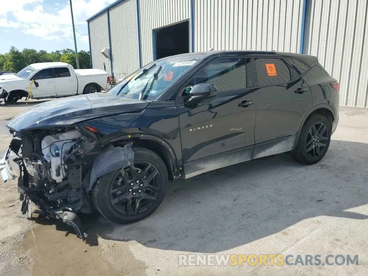 1 Photograph of a damaged car 3GNKBCR47NS123022 CHEVROLET BLAZER 2022