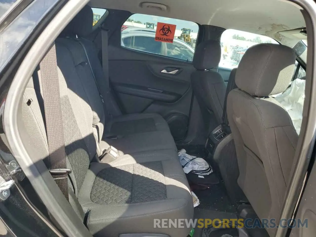 11 Photograph of a damaged car 3GNKBCR47NS123022 CHEVROLET BLAZER 2022