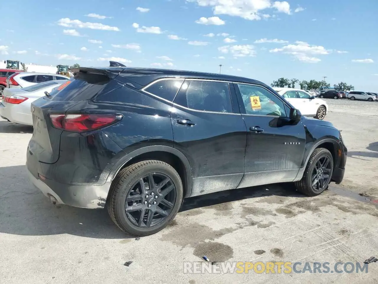 3 Photograph of a damaged car 3GNKBCR47NS123022 CHEVROLET BLAZER 2022