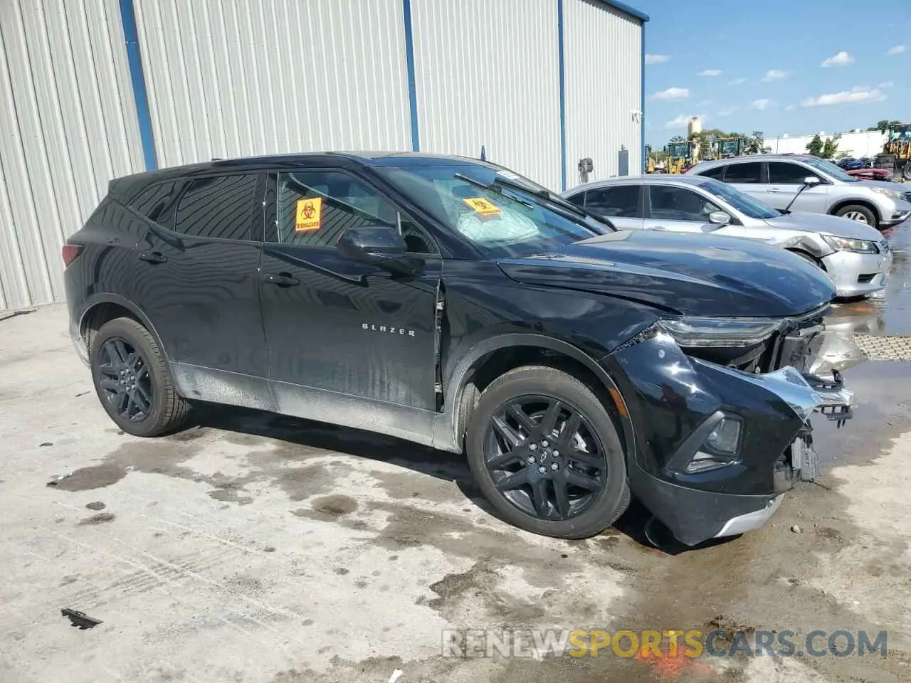 4 Photograph of a damaged car 3GNKBCR47NS123022 CHEVROLET BLAZER 2022