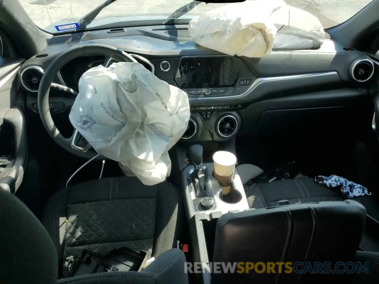 8 Photograph of a damaged car 3GNKBCR47NS123022 CHEVROLET BLAZER 2022