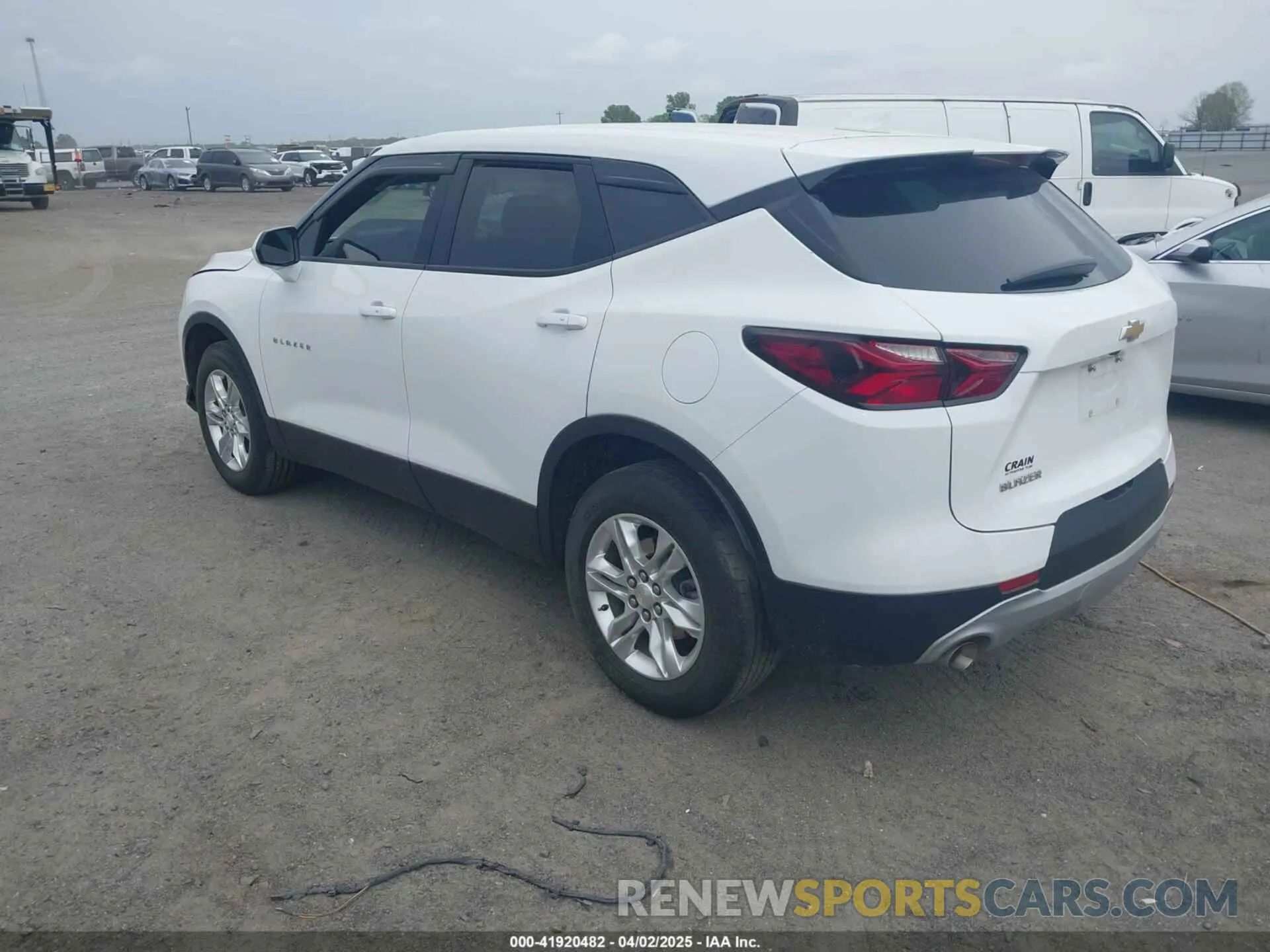 3 Photograph of a damaged car 3GNKBCR48NS208791 CHEVROLET BLAZER 2022