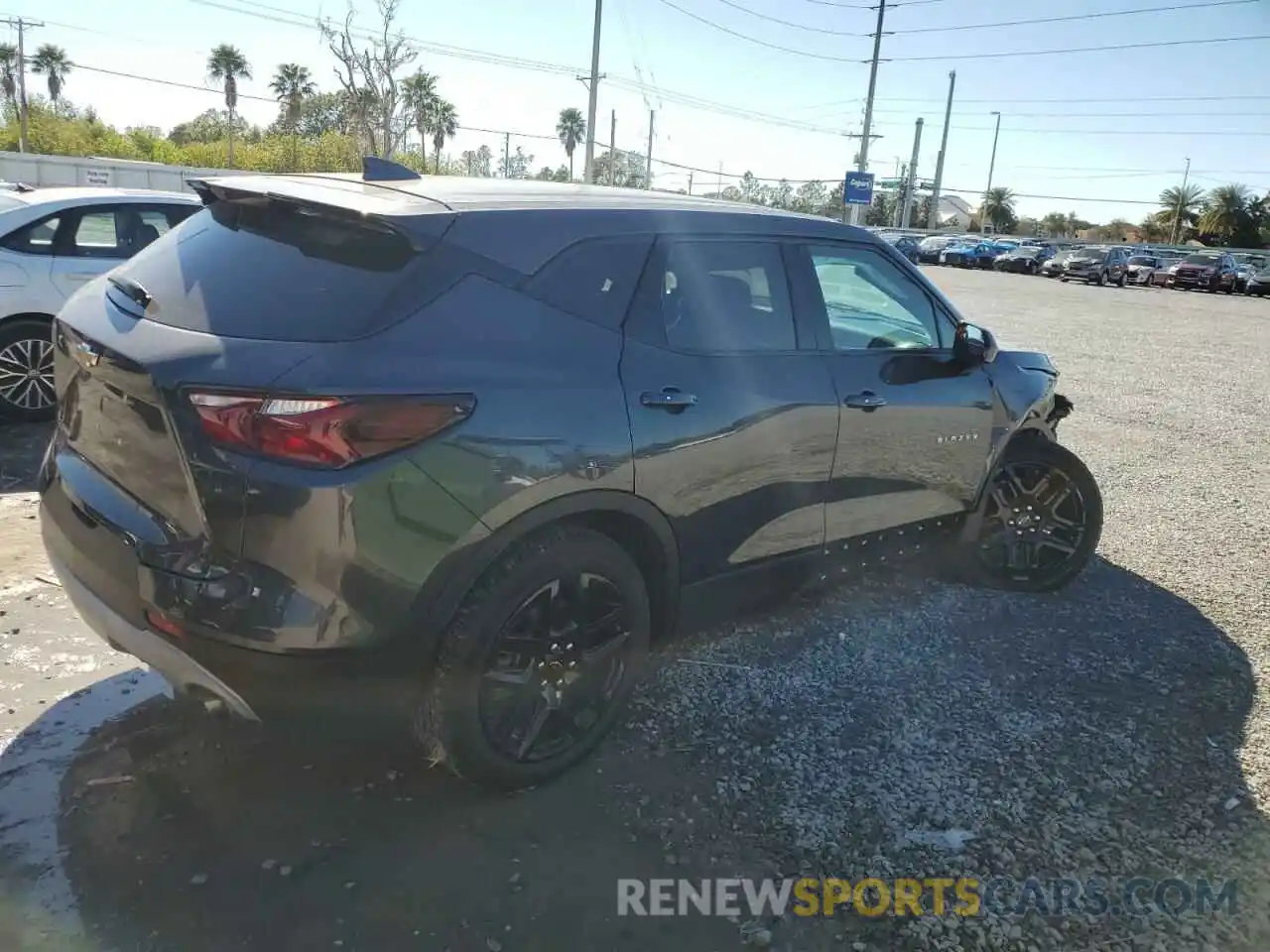 3 Photograph of a damaged car 3GNKBCR4XNS115450 CHEVROLET BLAZER 2022