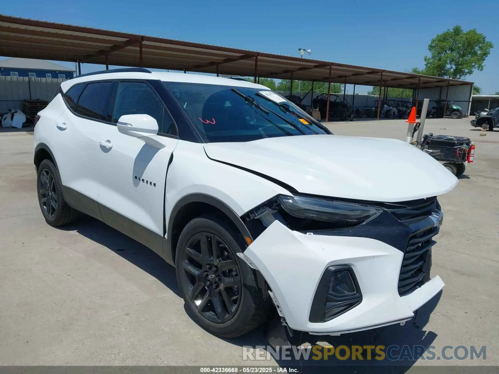 1 Photograph of a damaged car 3GNKBCR4XNS169556 CHEVROLET BLAZER 2022