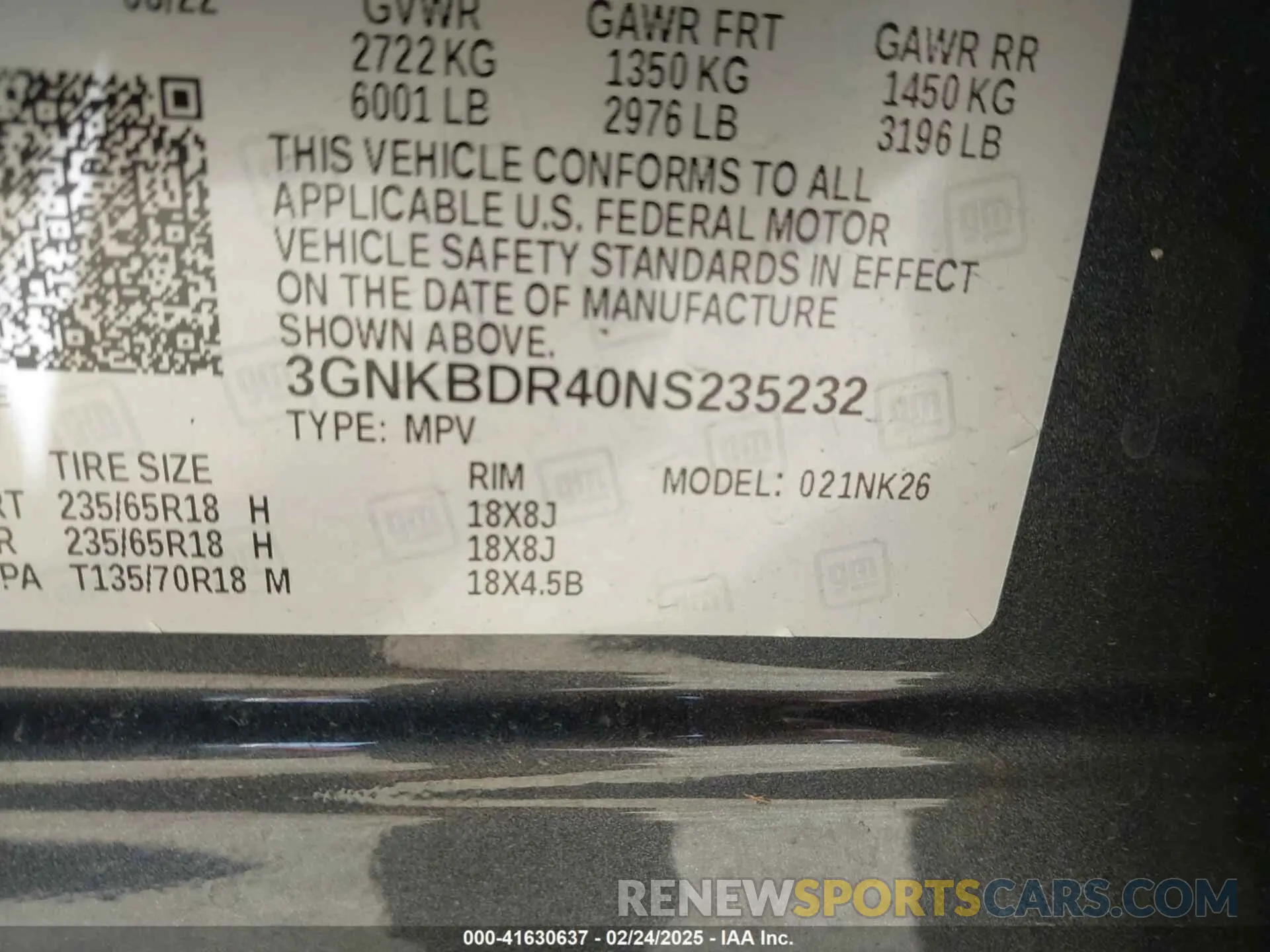 9 Photograph of a damaged car 3GNKBDR40NS235232 CHEVROLET BLAZER 2022