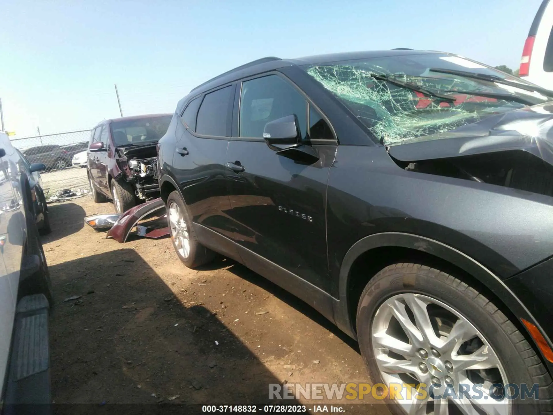 13 Photograph of a damaged car 3GNKBDRS0NS165505 CHEVROLET BLAZER 2022