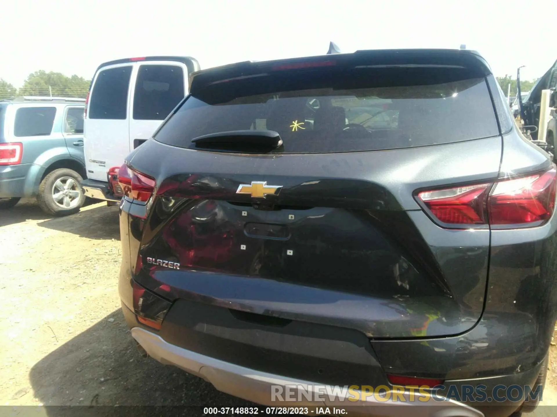 16 Photograph of a damaged car 3GNKBDRS0NS165505 CHEVROLET BLAZER 2022