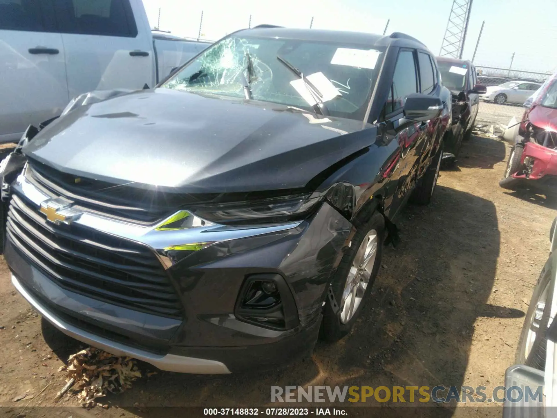 2 Photograph of a damaged car 3GNKBDRS0NS165505 CHEVROLET BLAZER 2022