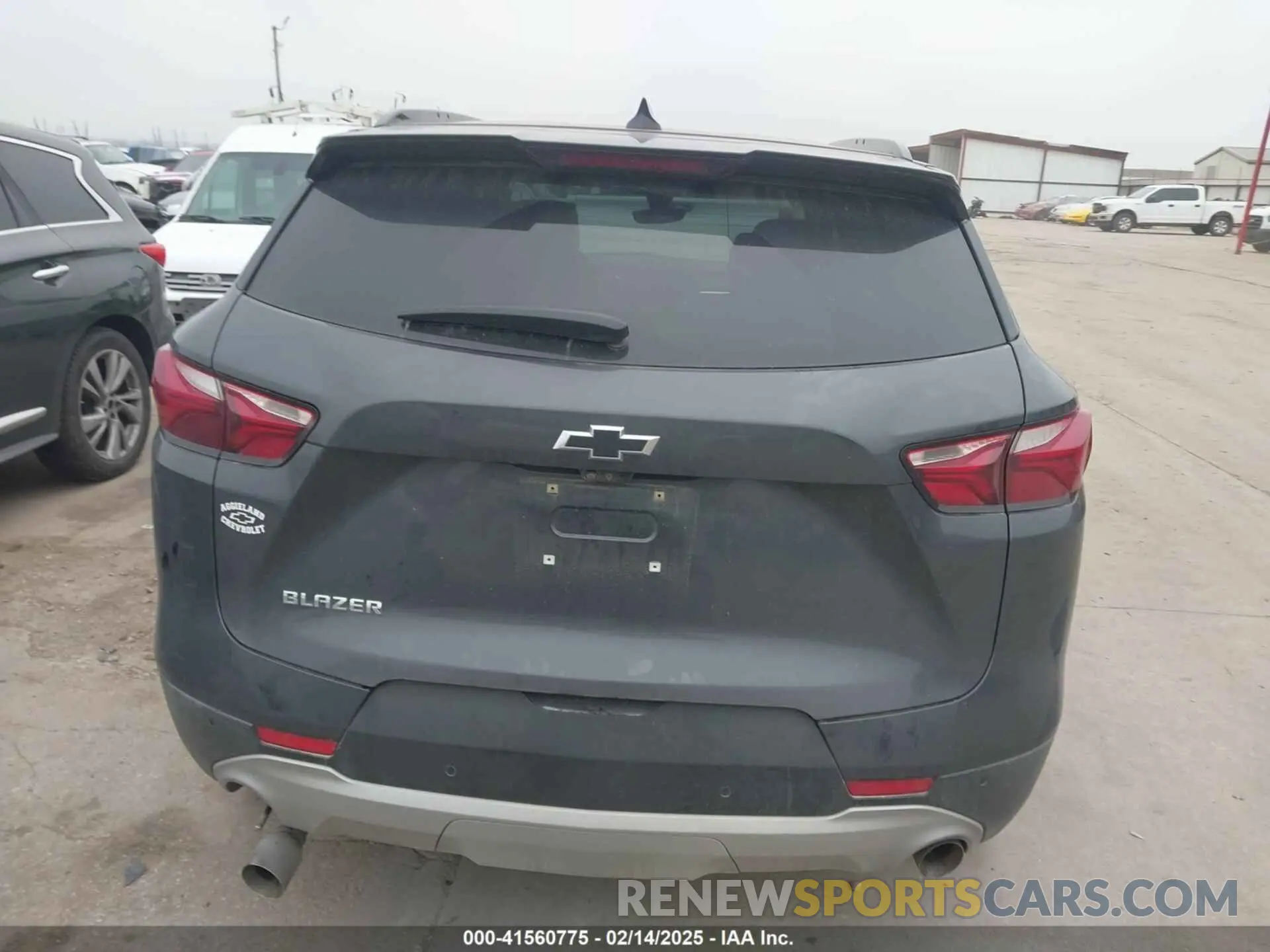 15 Photograph of a damaged car 3GNKBDRSXNS223071 CHEVROLET BLAZER 2022