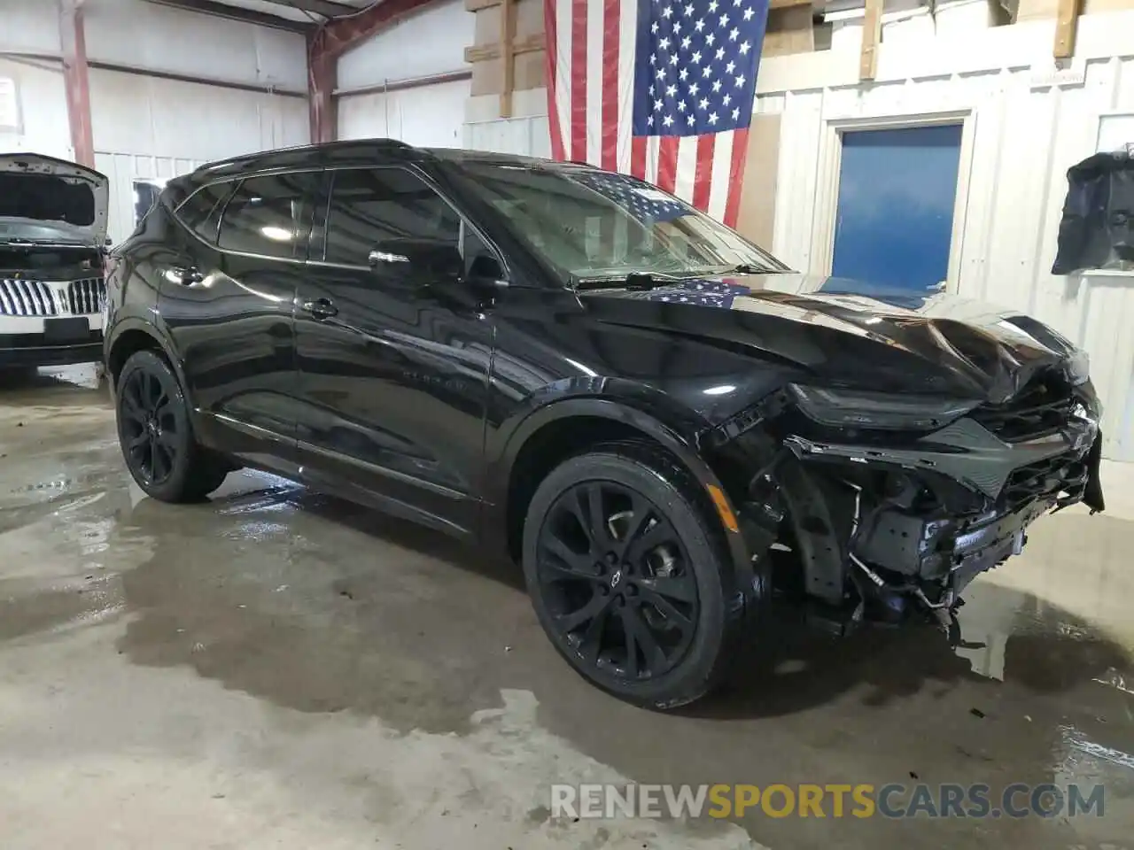 4 Photograph of a damaged car 3GNKBERS1NS138593 CHEVROLET BLAZER 2022