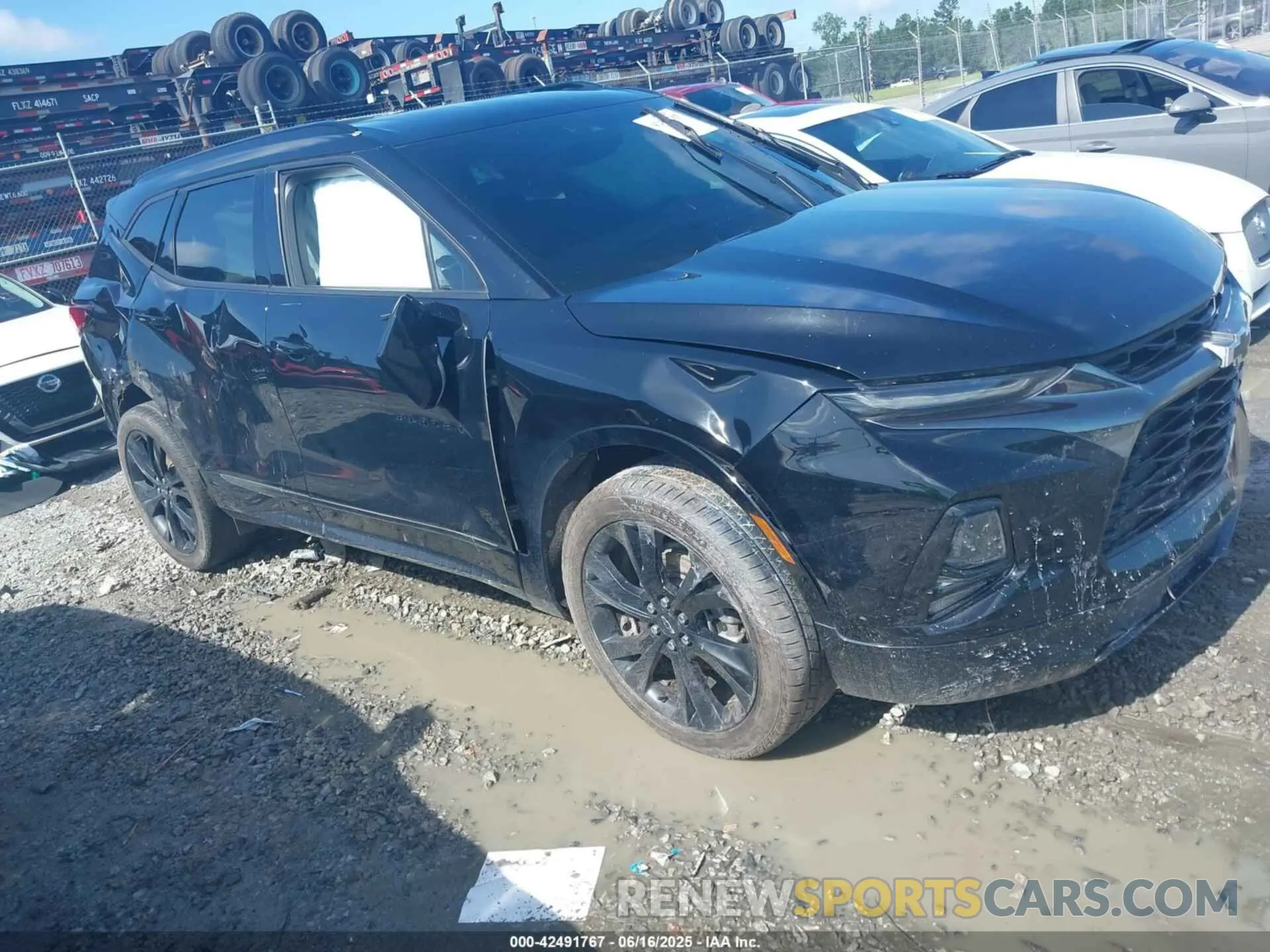 1 Photograph of a damaged car 3GNKBERS1NS235664 CHEVROLET BLAZER 2022
