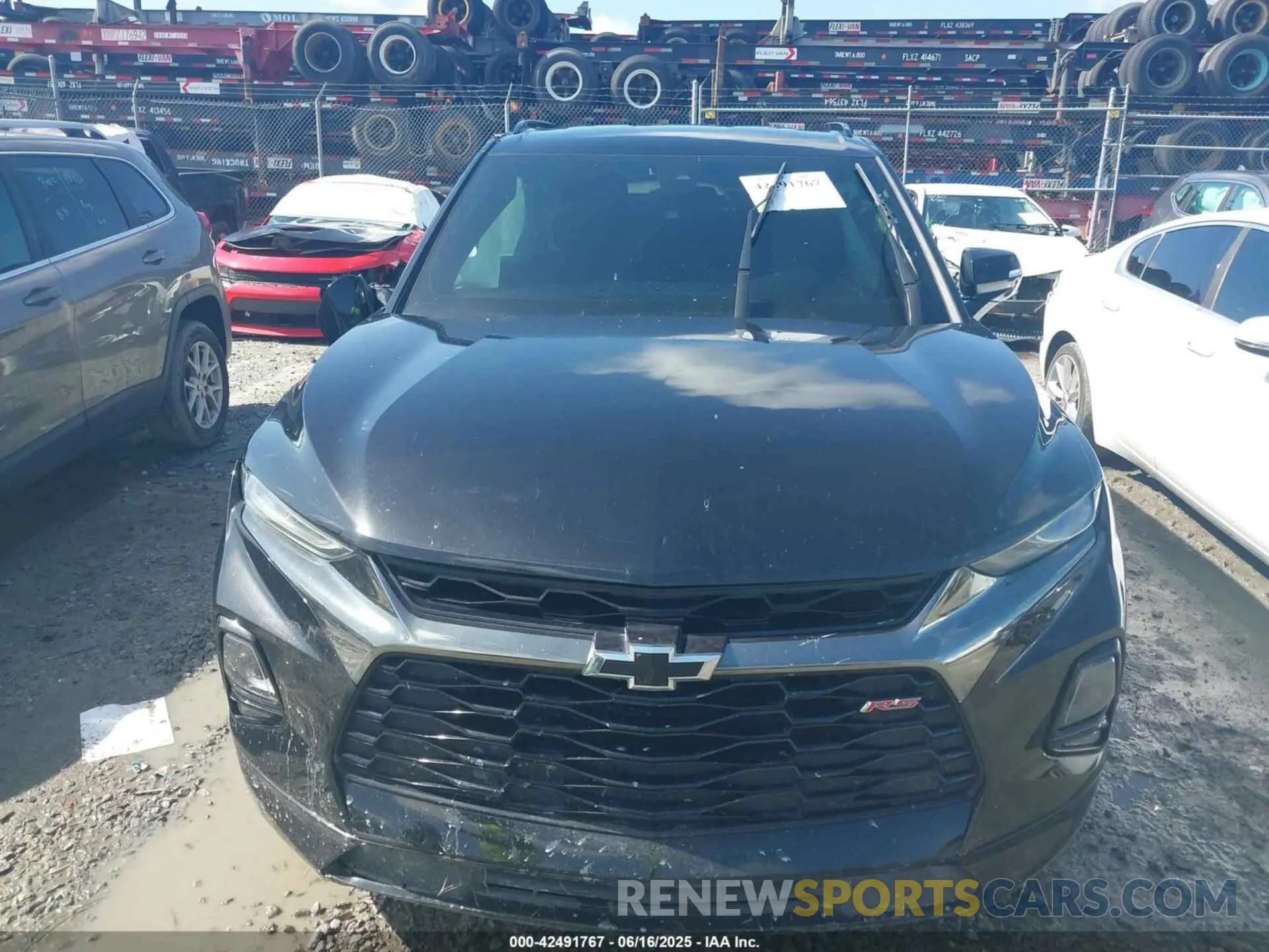 12 Photograph of a damaged car 3GNKBERS1NS235664 CHEVROLET BLAZER 2022