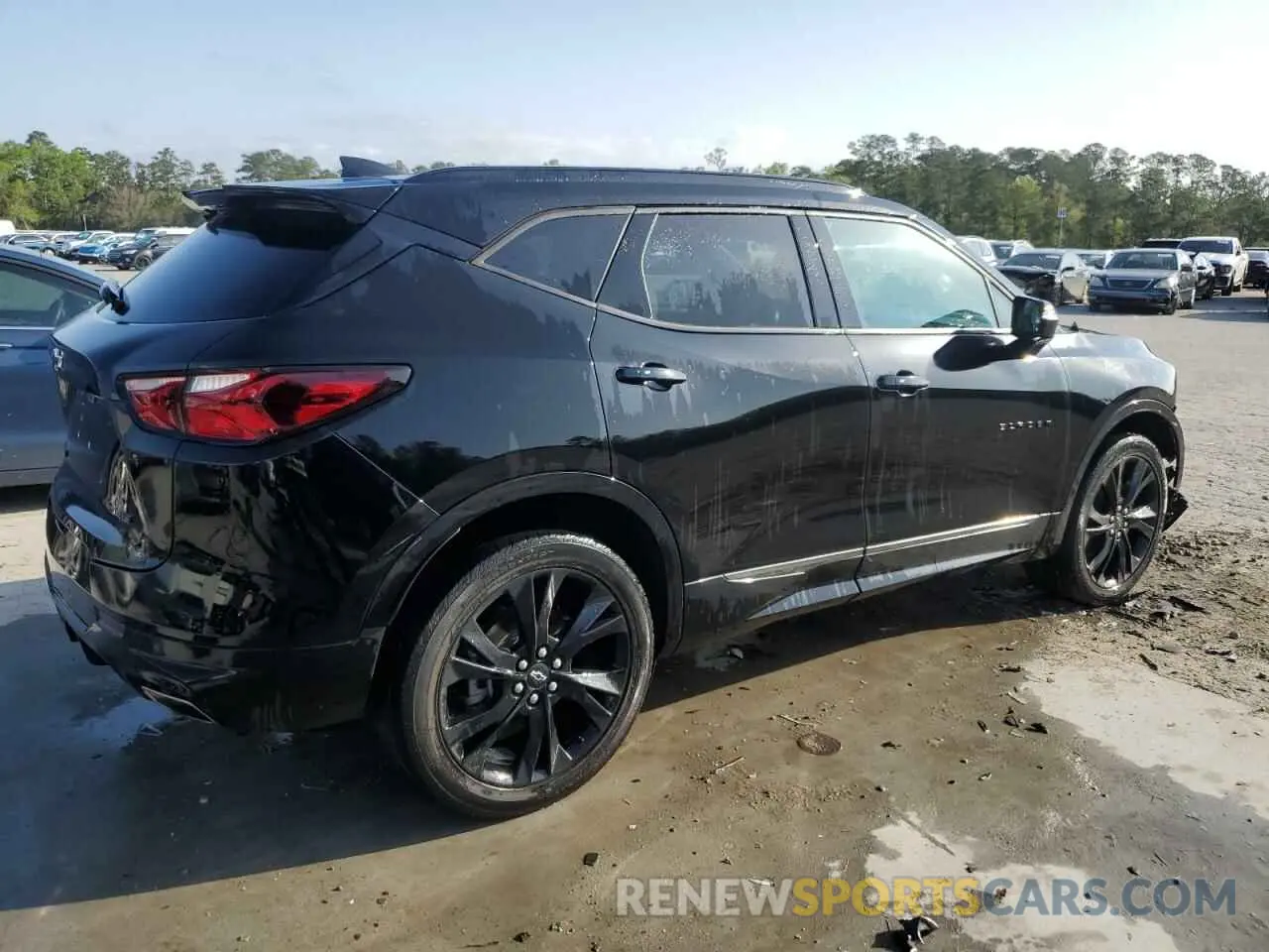 3 Photograph of a damaged car 3GNKBERS2NS215147 CHEVROLET BLAZER 2022