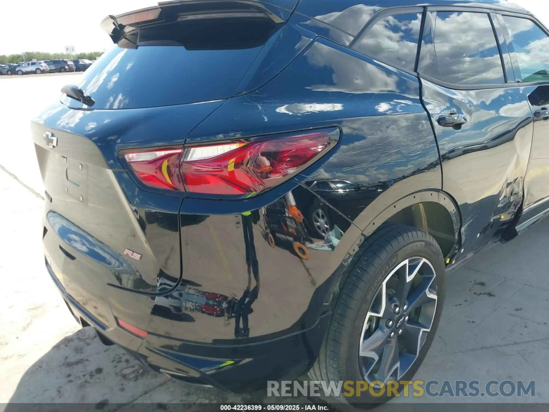 20 Photograph of a damaged car 3GNKBERS3NS201645 CHEVROLET BLAZER 2022