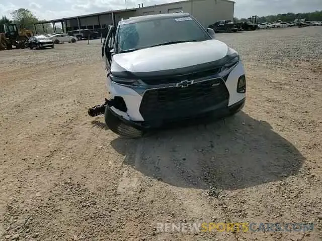 11 Photograph of a damaged car 3GNKBERS3NS223001 CHEVROLET BLAZER 2022