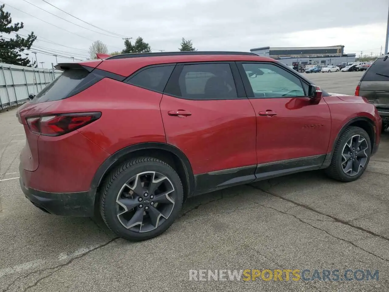 3 Photograph of a damaged car 3GNKBERS4NS119021 CHEVROLET BLAZER 2022