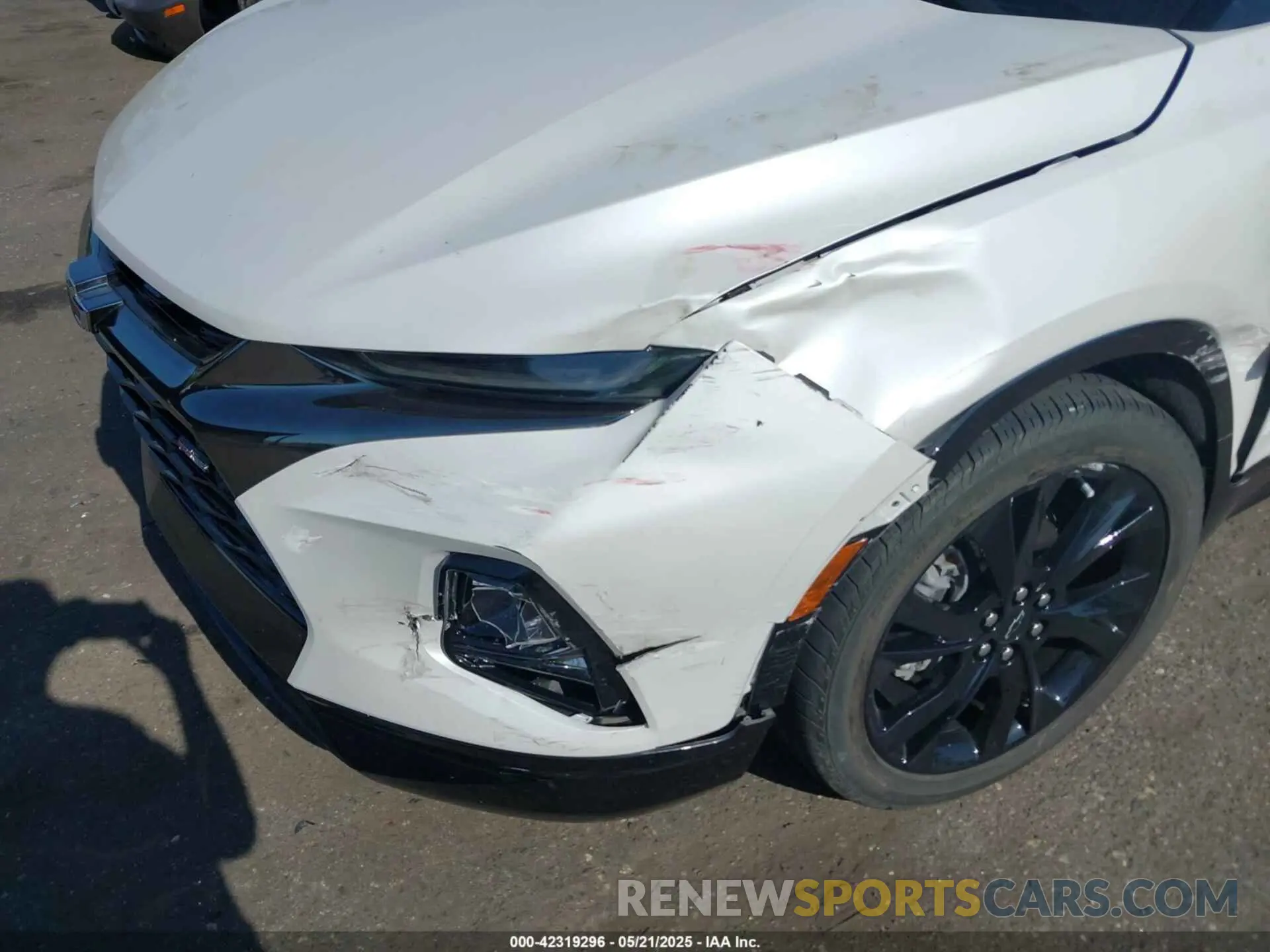 6 Photograph of a damaged car 3GNKBERS5NS218012 CHEVROLET BLAZER 2022