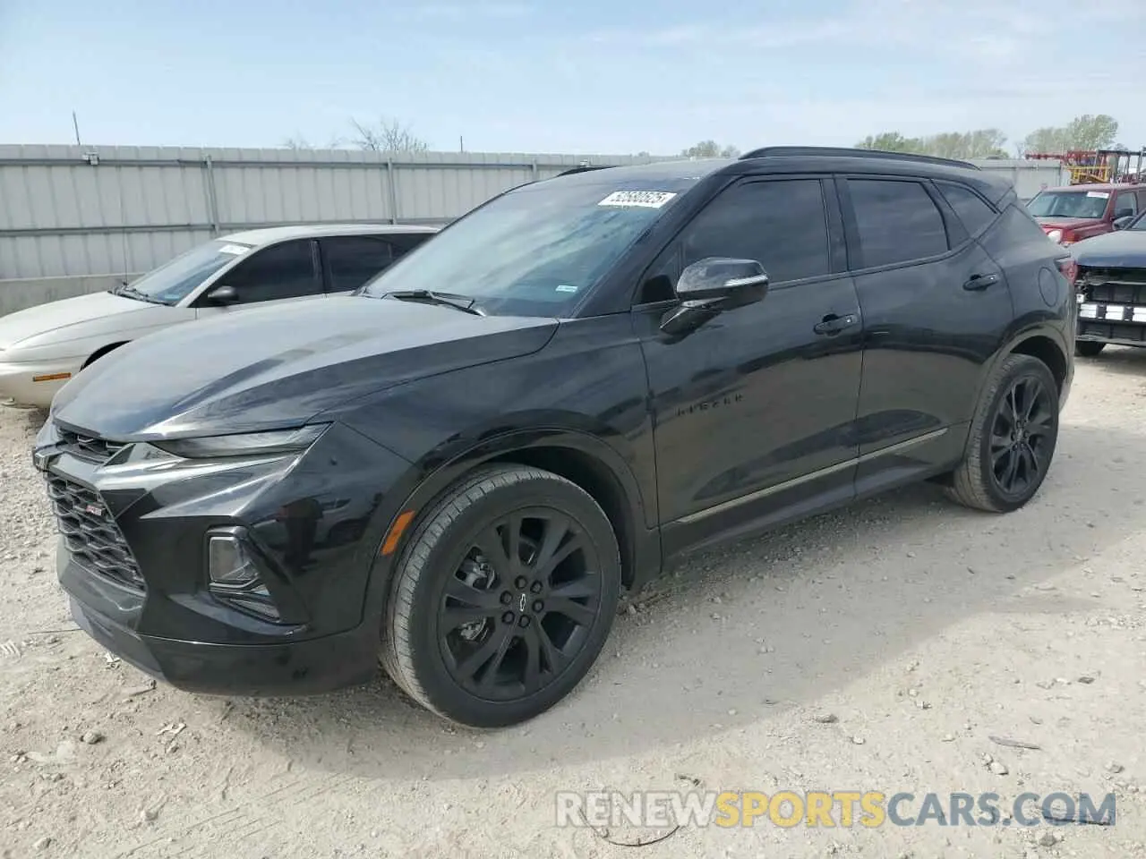 1 Photograph of a damaged car 3GNKBERS8NS218666 CHEVROLET BLAZER 2022