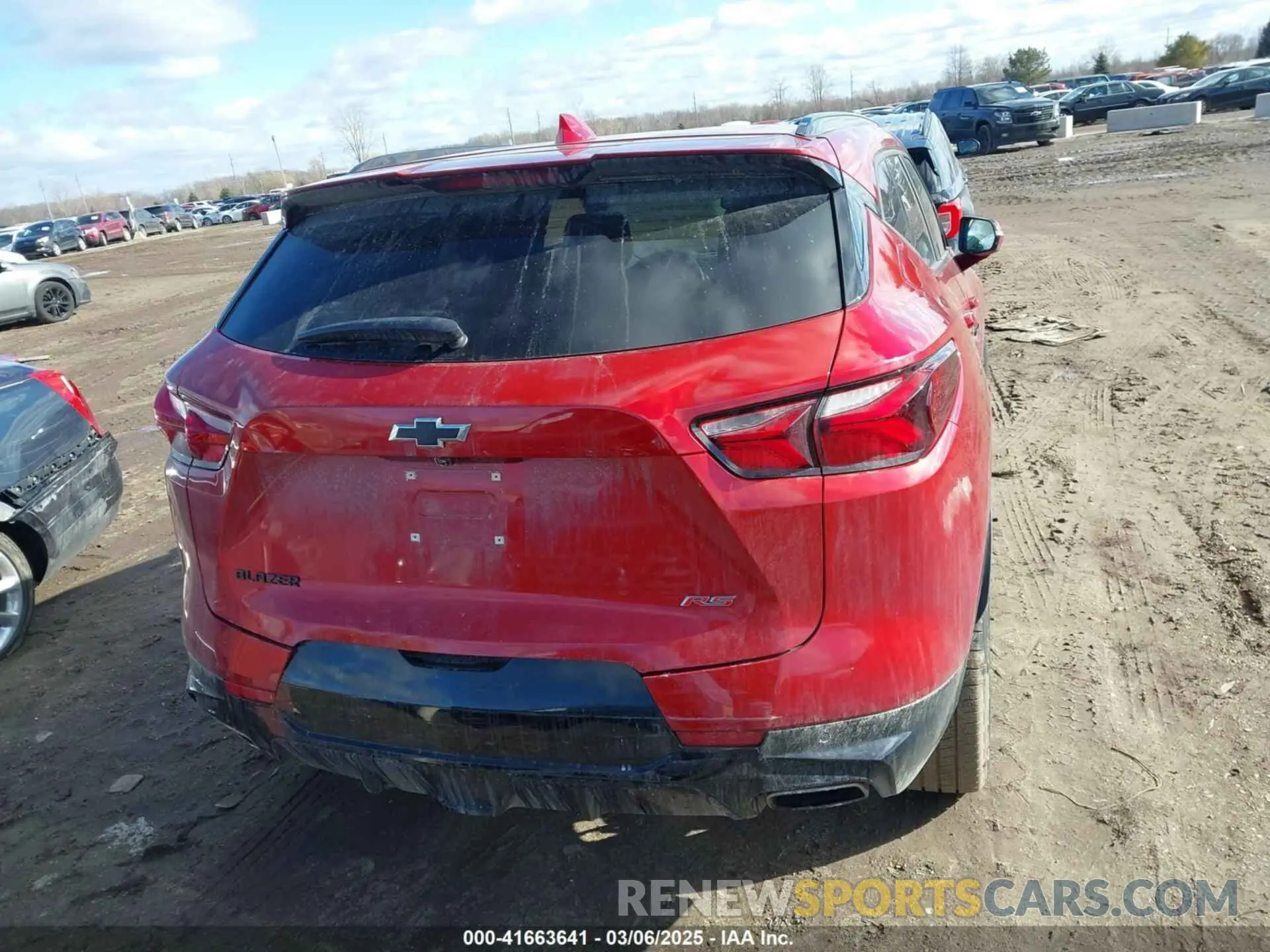 16 Photograph of a damaged car 3GNKBERS9NS112212 CHEVROLET BLAZER 2022