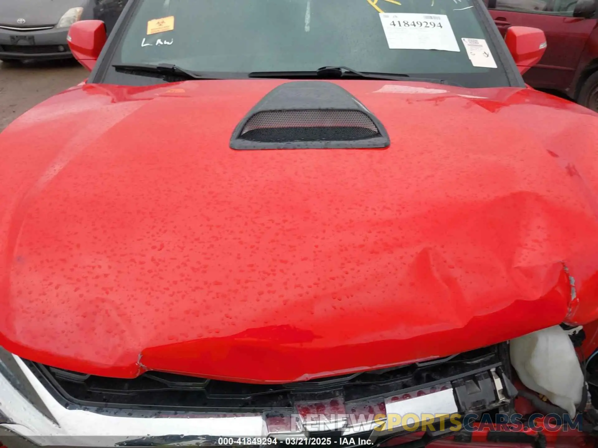10 Photograph of a damaged car 3GNKBERS9NS233077 CHEVROLET BLAZER 2022