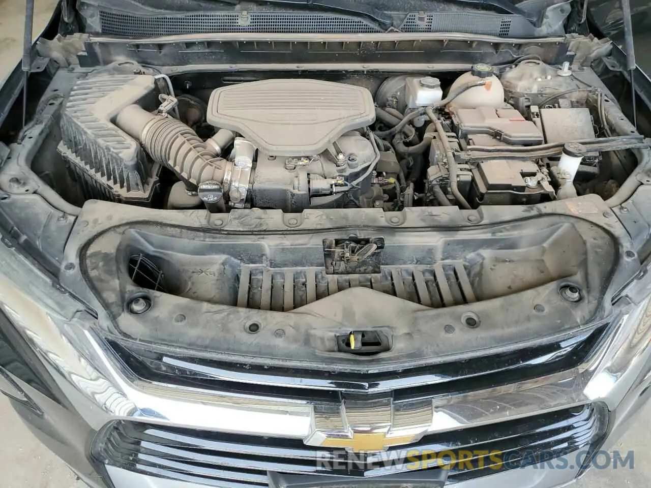 12 Photograph of a damaged car 3GNKBFRS7NS143724 CHEVROLET BLAZER 2022