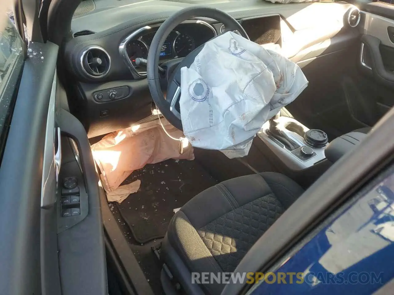 8 Photograph of a damaged car 3GNKBHR40NS197220 CHEVROLET BLAZER 2022