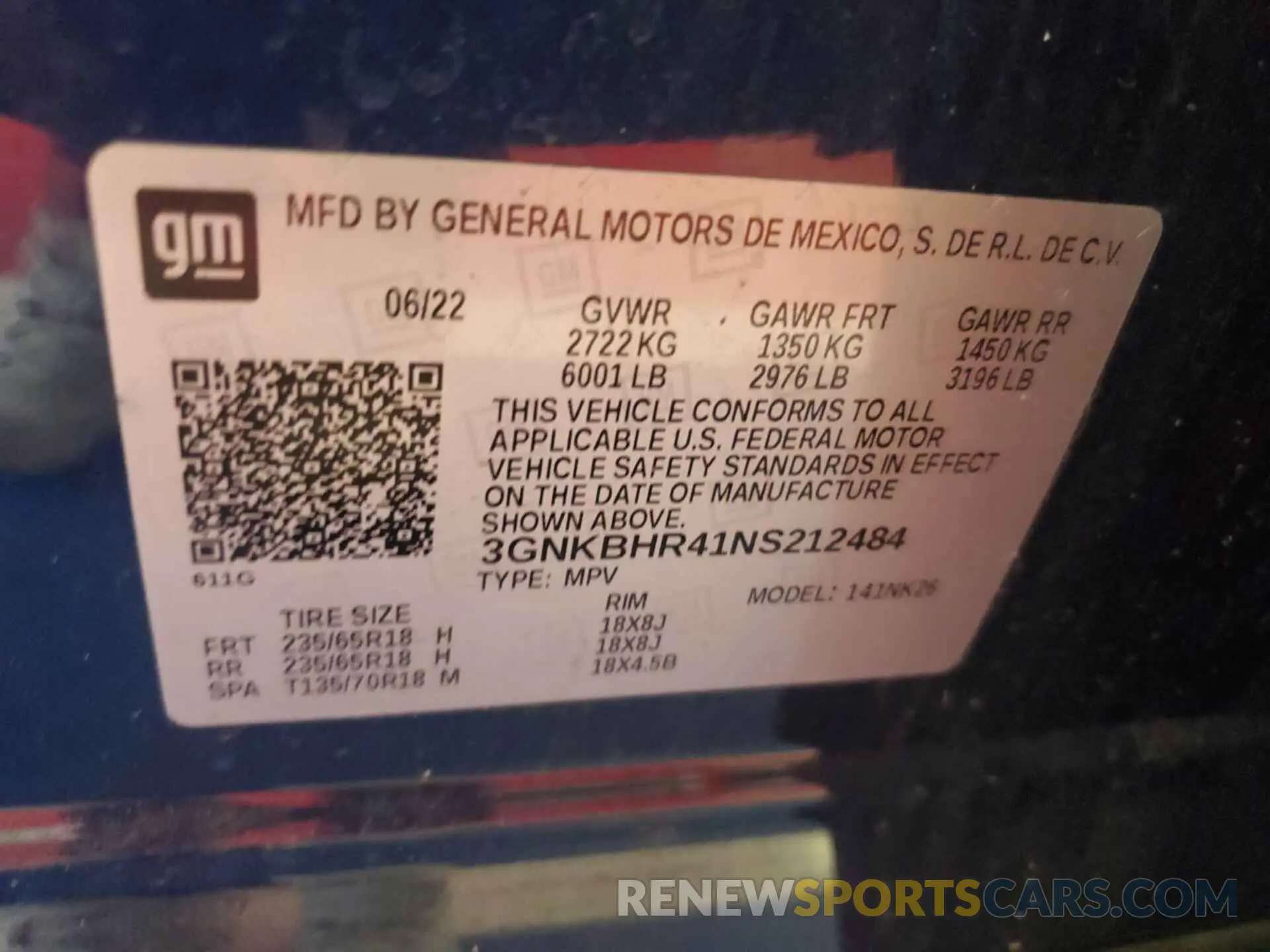 17 Photograph of a damaged car 3GNKBHR41NS212484 CHEVROLET BLAZER 2022
