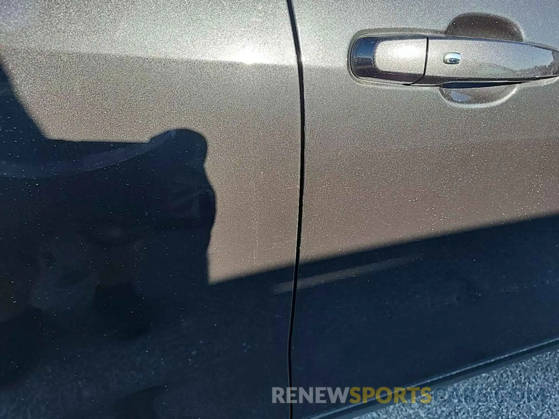 12 Photograph of a damaged car 3GNKBHR42NS208332 CHEVROLET BLAZER 2022