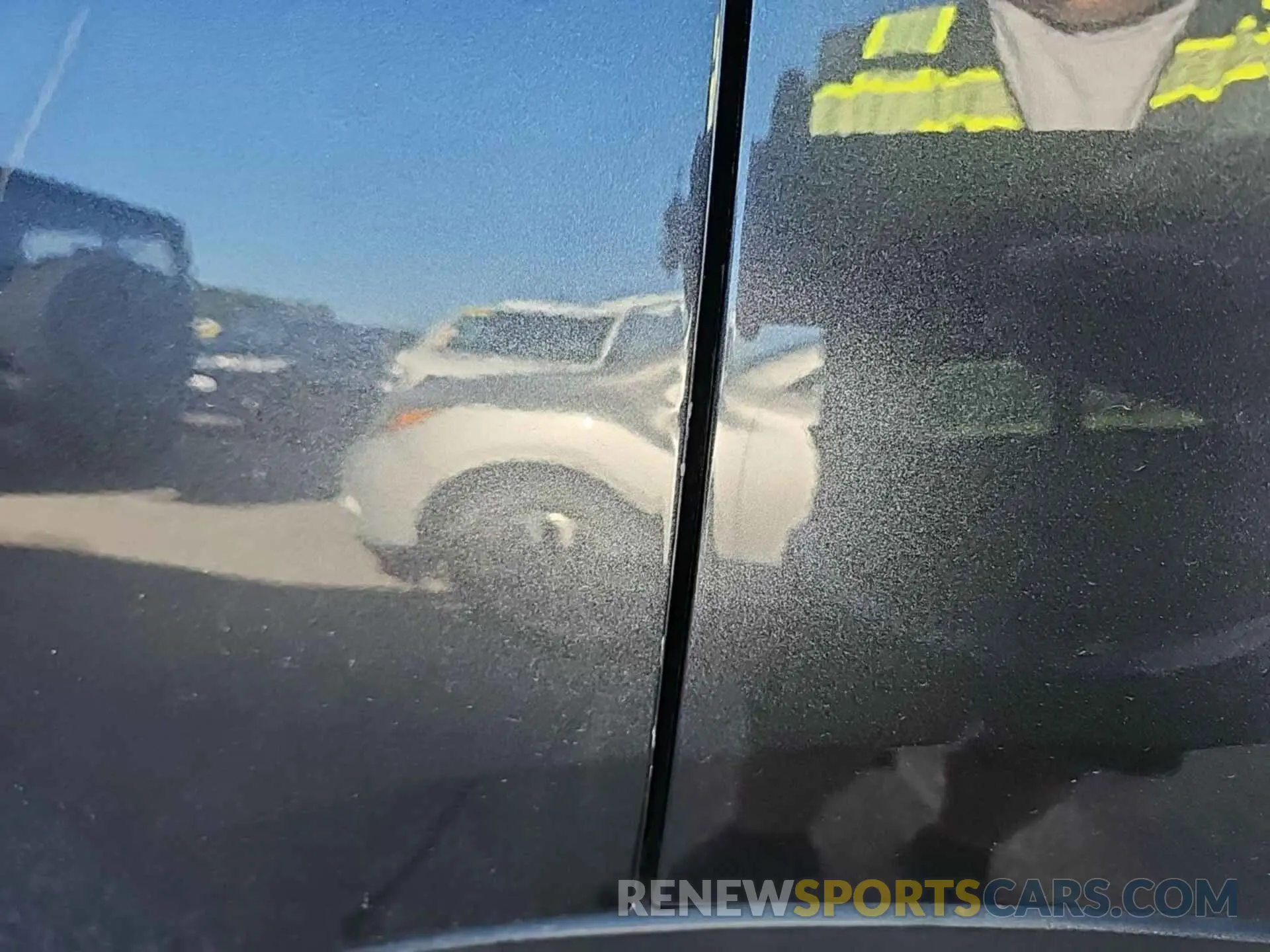 2 Photograph of a damaged car 3GNKBHR42NS208332 CHEVROLET BLAZER 2022