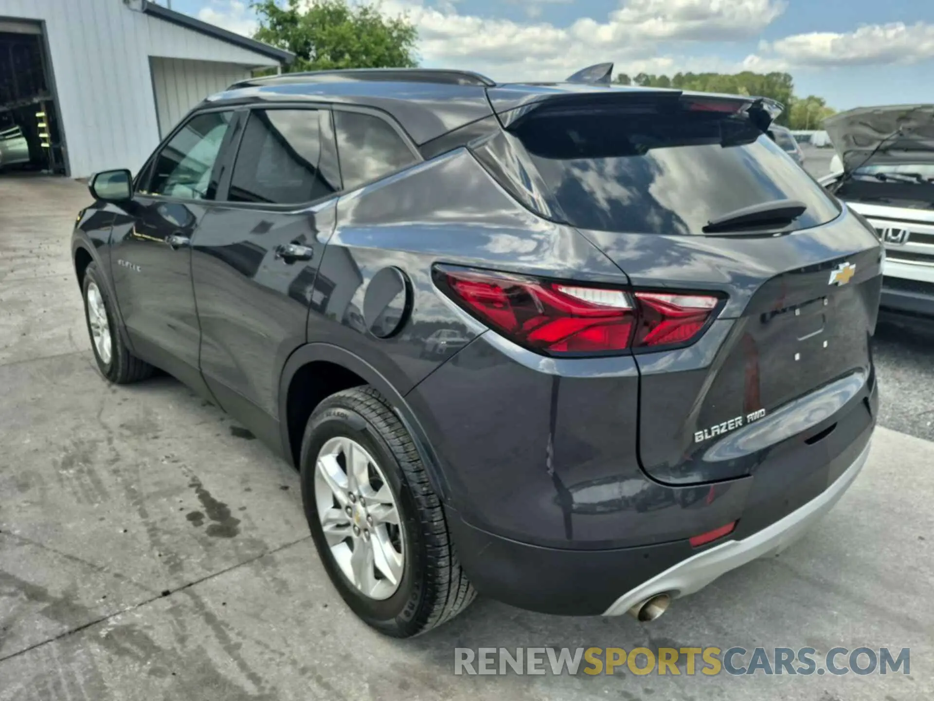 23 Photograph of a damaged car 3GNKBHR42NS208332 CHEVROLET BLAZER 2022