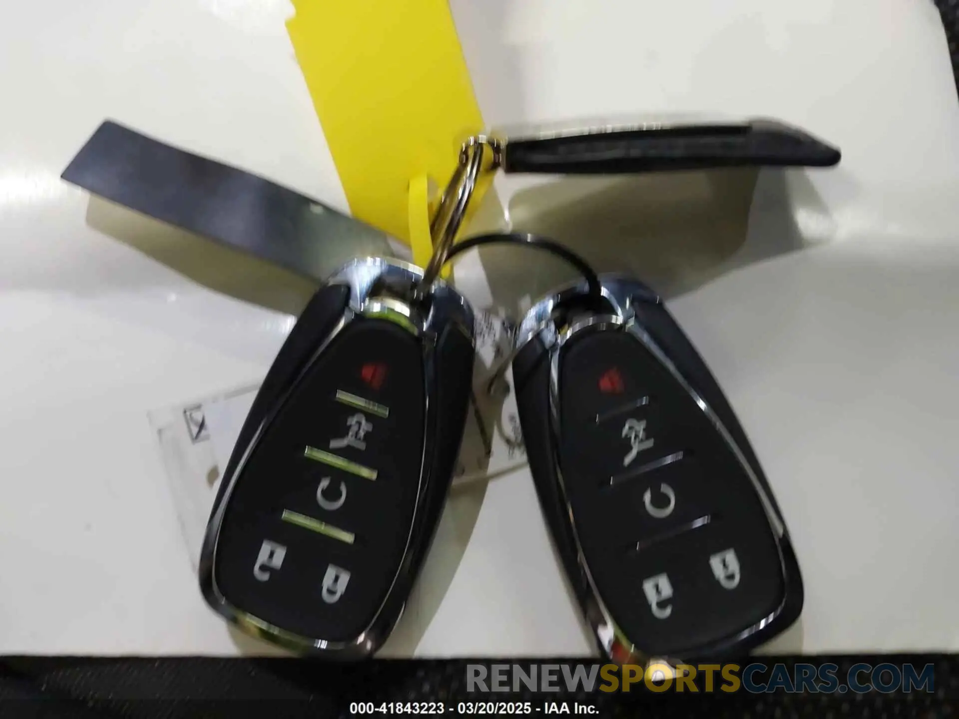 11 Photograph of a damaged car 3GNKBHR43NS118140 CHEVROLET BLAZER 2022