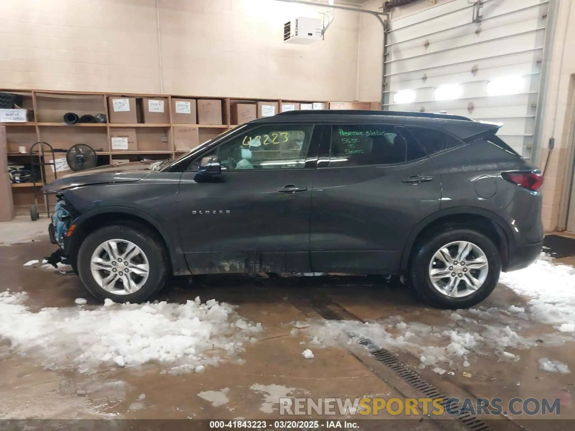 15 Photograph of a damaged car 3GNKBHR43NS118140 CHEVROLET BLAZER 2022