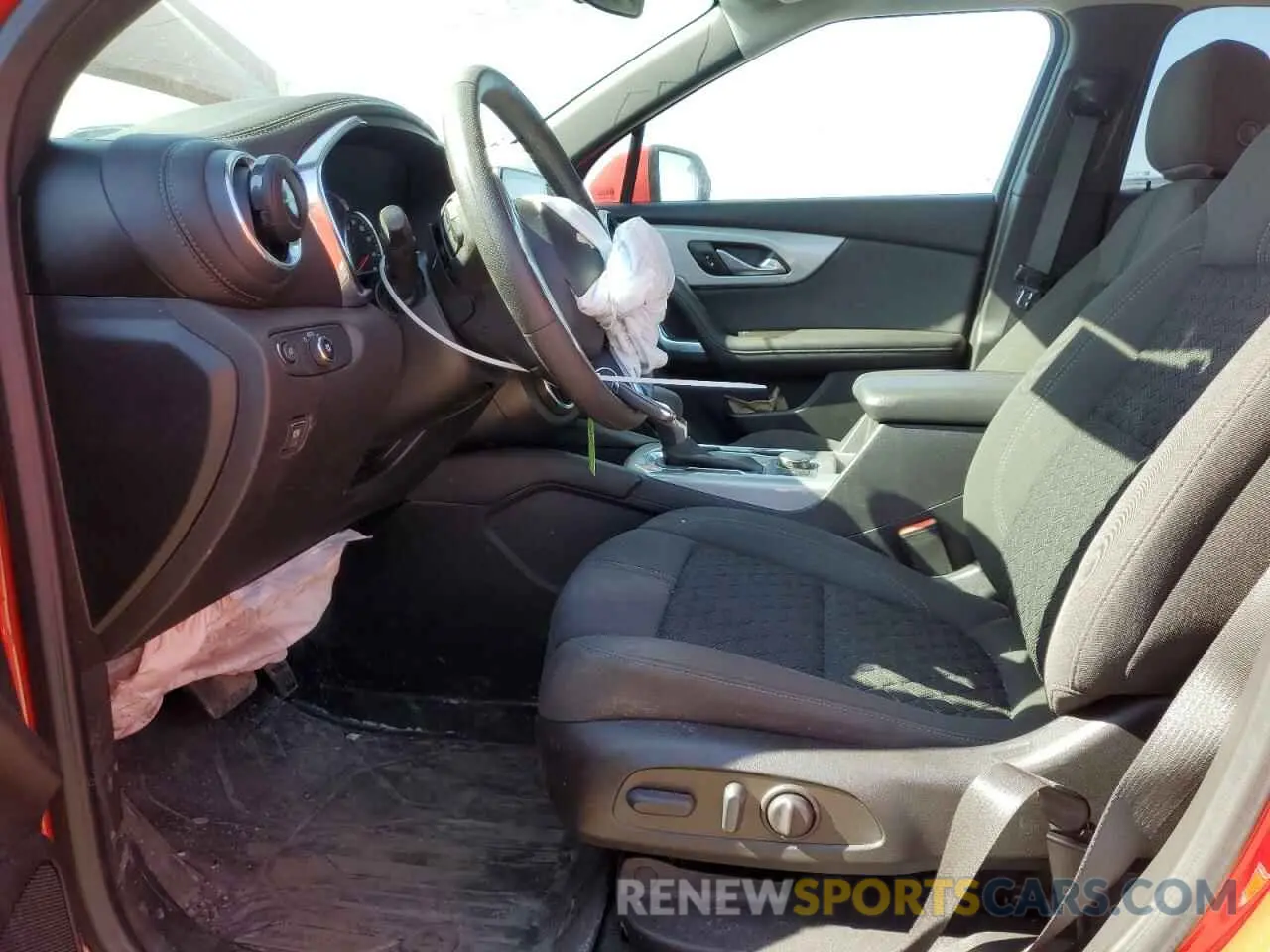 7 Photograph of a damaged car 3GNKBHR43NS128103 CHEVROLET BLAZER 2022