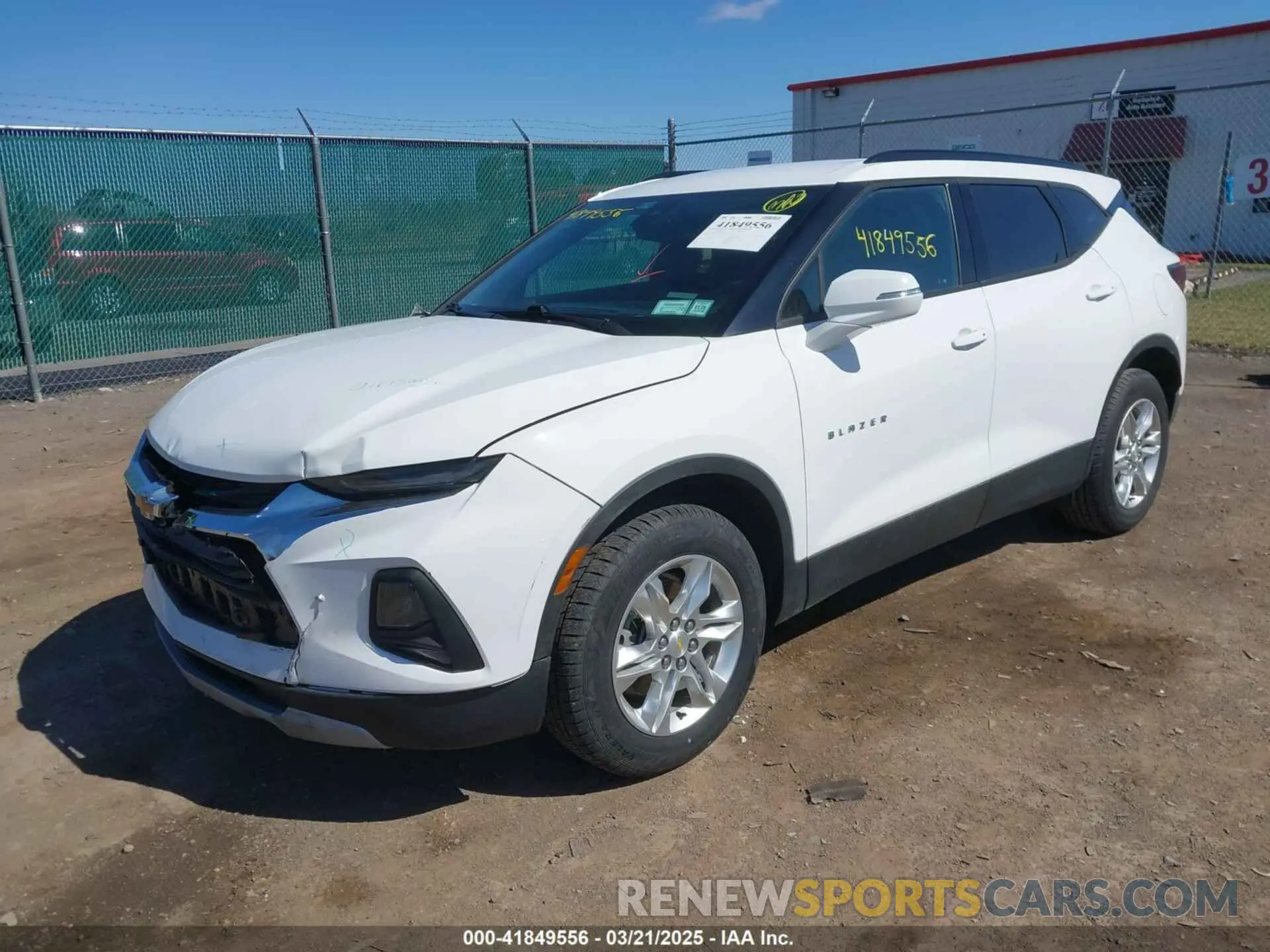 2 Photograph of a damaged car 3GNKBHR43NS219954 CHEVROLET BLAZER 2022